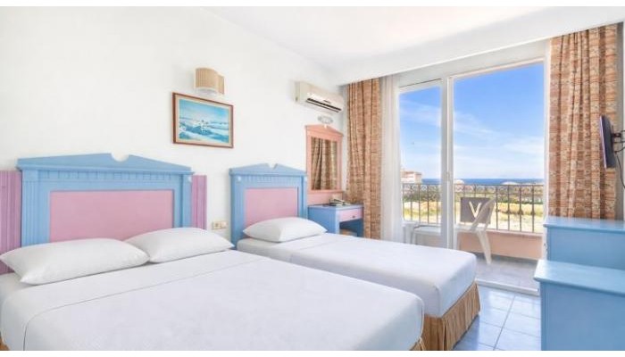 Hotel Eva Beach poza 4