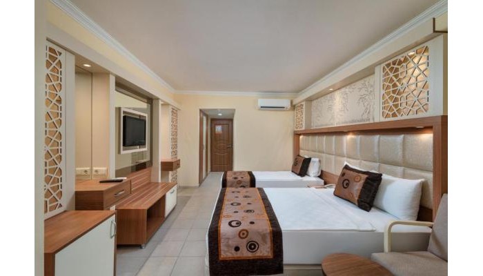 Oz Hotels Incekum Beach Resort poza 4