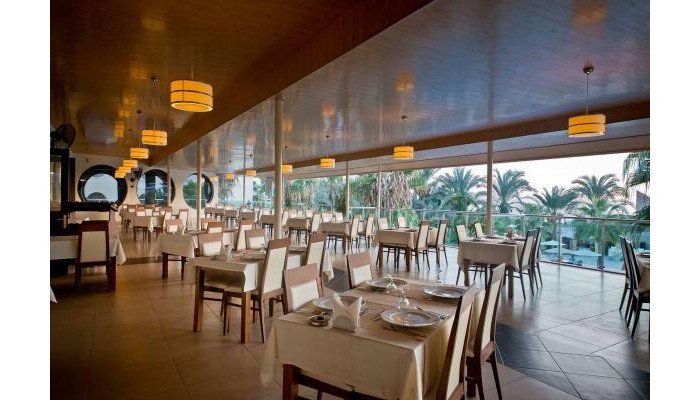 Mc Beach Park Resort poza 4