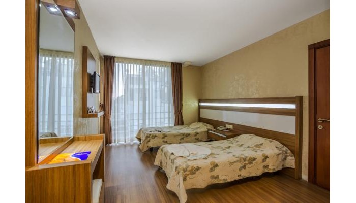 Santa Marina Hotel poza 5
