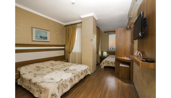 Santa Marina Hotel poza 3