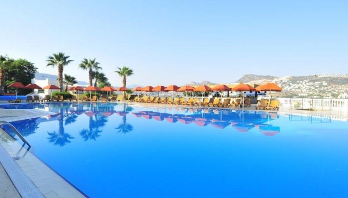 Green Beach Resort poza 0