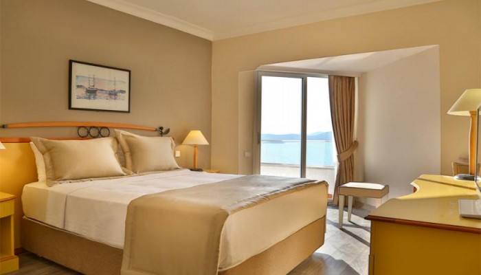 Roseira Beach Resort poza 3