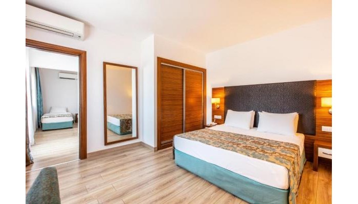 Palm Wings Beach Resort & Spa Kusadasi poza 7