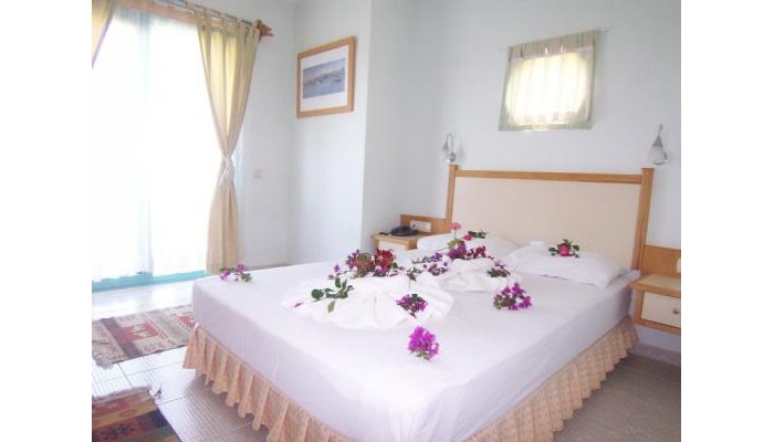 Rebin Beach Hotel poza 9