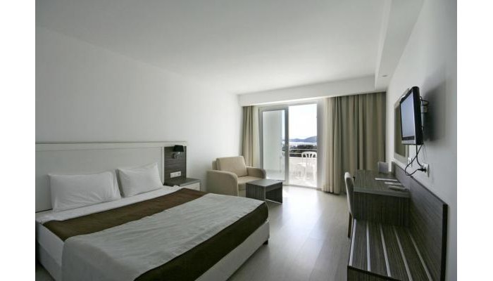 Club Shark Hotel poza 15