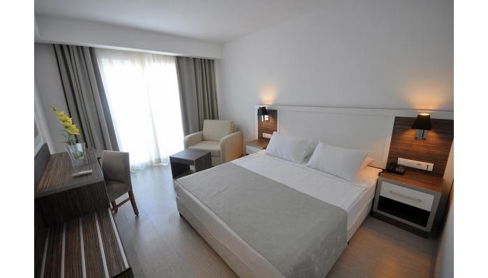 Club Shark Hotel poza 18