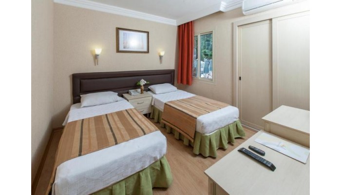 Hotel Julian Forest Suites poza 10