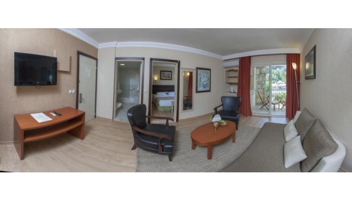 Hotel Julian Forest Suites poza 12