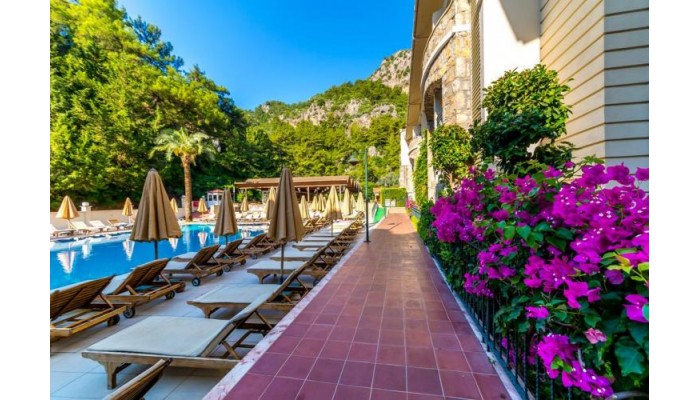 Hotel Julian Forest Suites poza 2