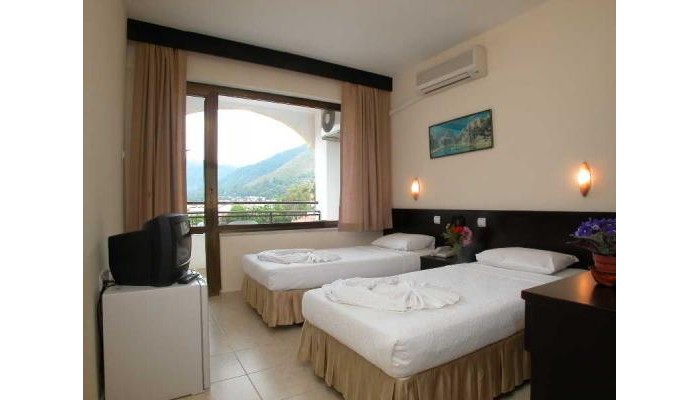 Siesta & Juniper Hotel poza 3