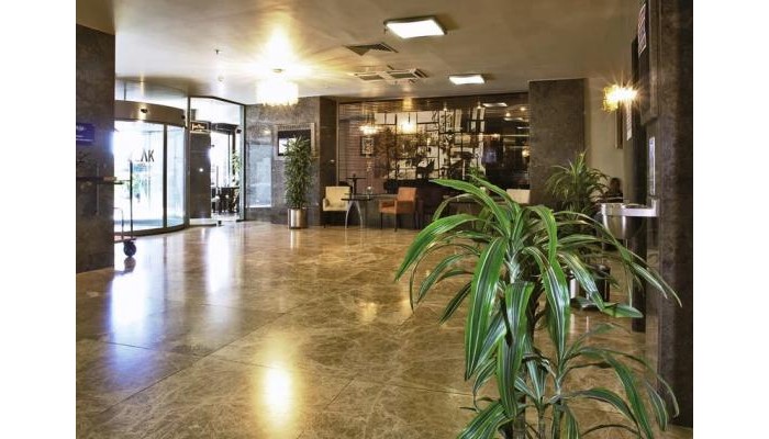 The Peak Hotel poza 0