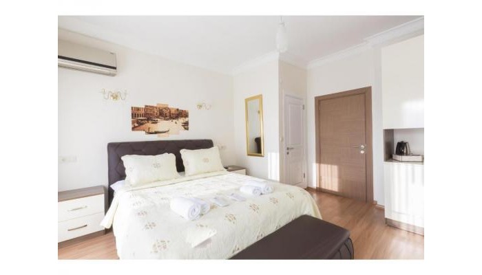 Zendy Suite Hotel poza 2