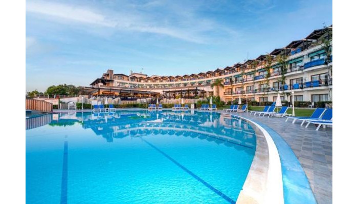Armas Labada Hotel poza 0