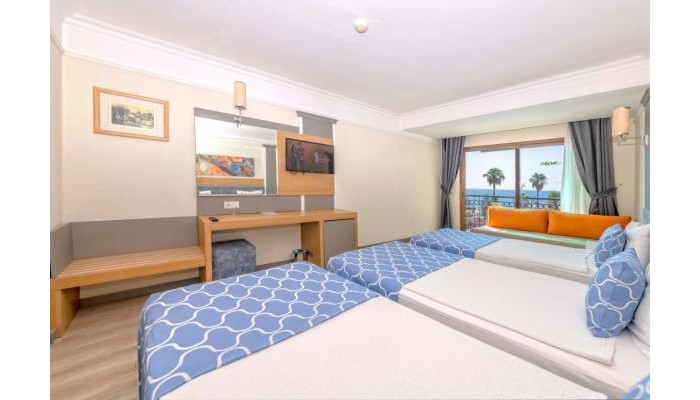 Armas Labada Hotel poza 3