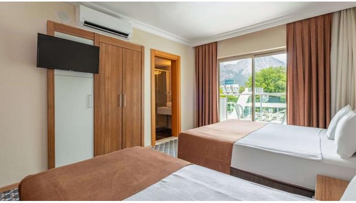 The Nix Hotel poza 4