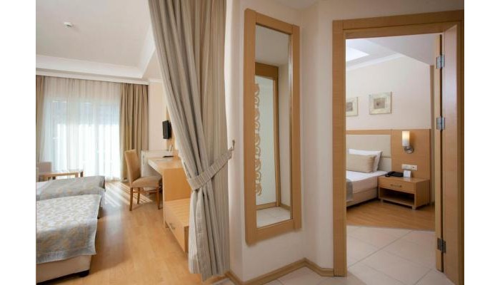 Hotel Solivia (Ex Titan Select) poza 3