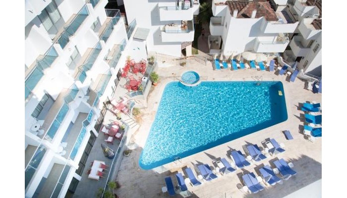 Ponz Hotel poza 11