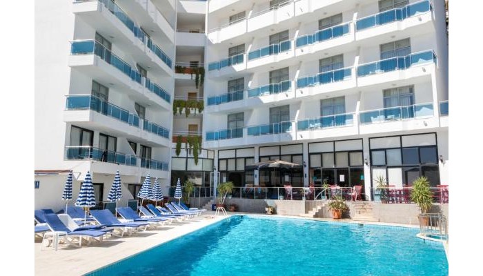 Ponz Hotel poza 13