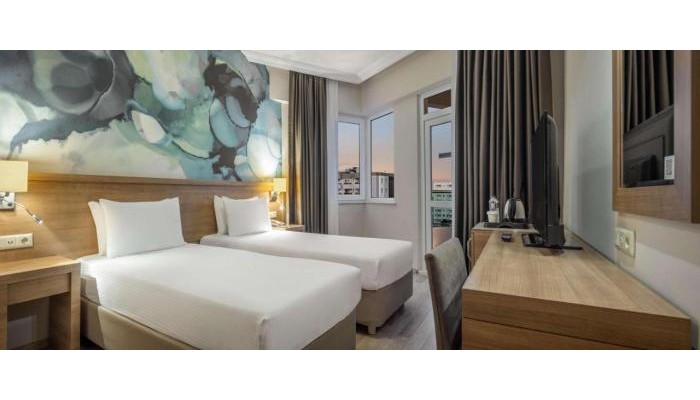 Hotel Wyndham Garden Lara poza 4