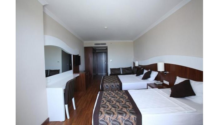 Throne Beach Resort & Spa poza 2
