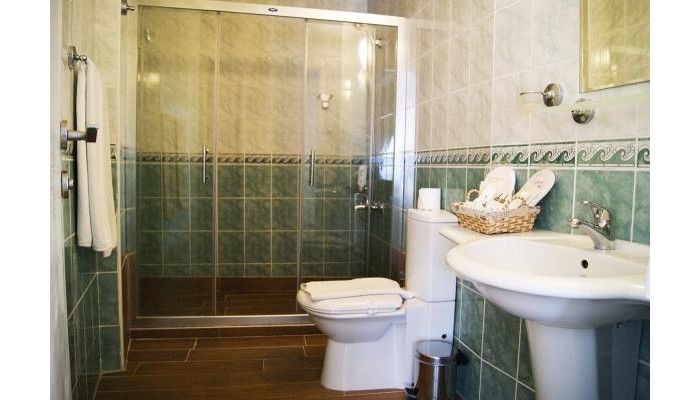 Comet Deluxe Hotel poza 12