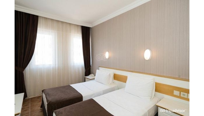 Comet Deluxe Hotel poza 9