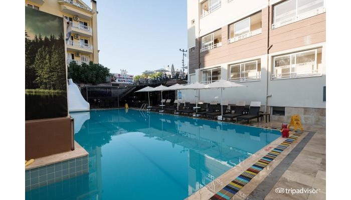 Comet Deluxe Hotel poza 18