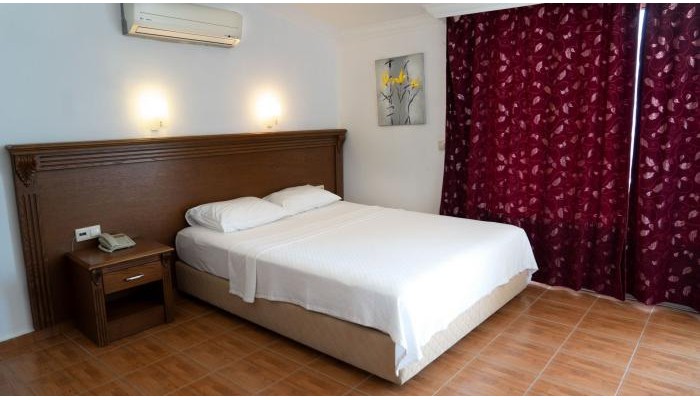 Honeymoon Hotel poza 7