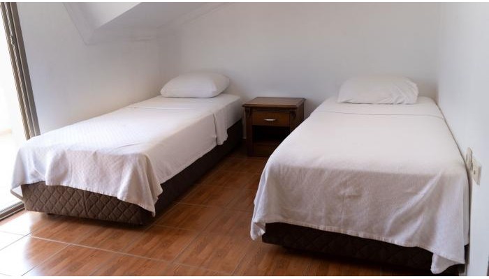 Honeymoon Hotel poza 9