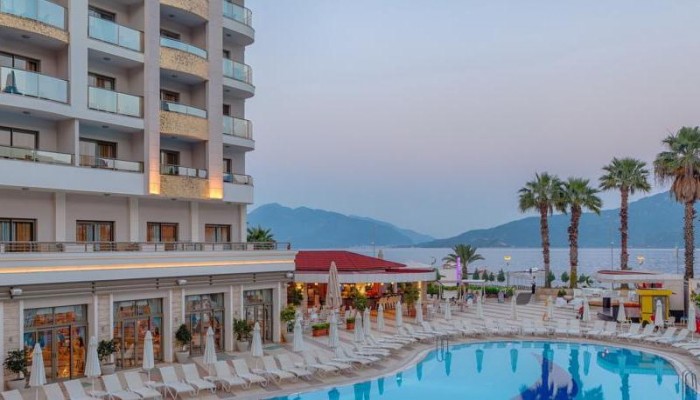 Hotel Golden Rock Beach poza 4