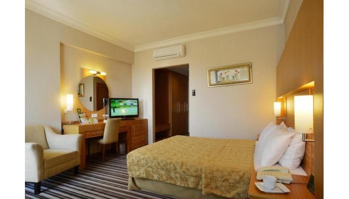 Hotel Grand Cettia poza 4