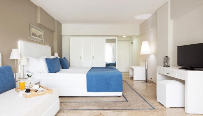 Hotel Marti La Perla poza 3