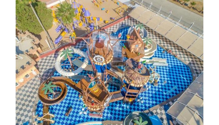 Crystal Admiral Resort Suites & Spa poza 7