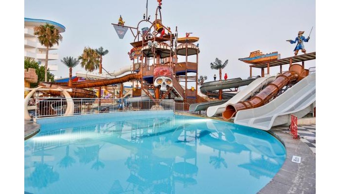 Crystal Admiral Resort Suites & Spa poza 12