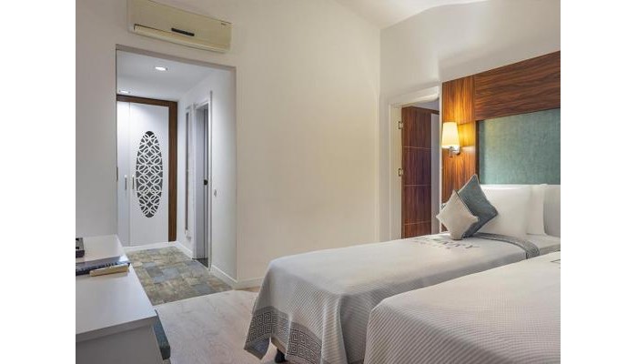 Berry Blue Hotels poza 2