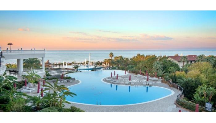 Starlight Resort poza 7