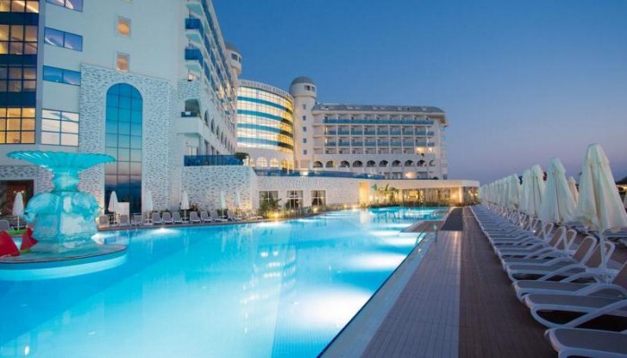 Water Side Resort & Spa poza 17