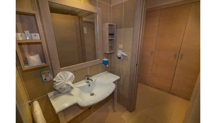 Side Breeze Resort poza 5