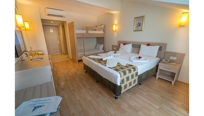 Side Breeze Resort poza 3